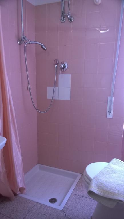 Bed Il Faro Bed & Breakfast Finale Ligure Phòng bức ảnh