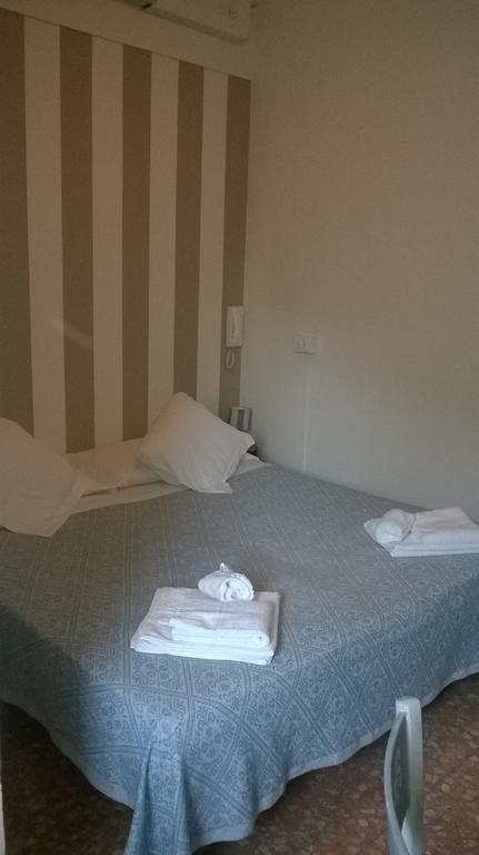 Bed Il Faro Bed & Breakfast Finale Ligure Ngoại thất bức ảnh